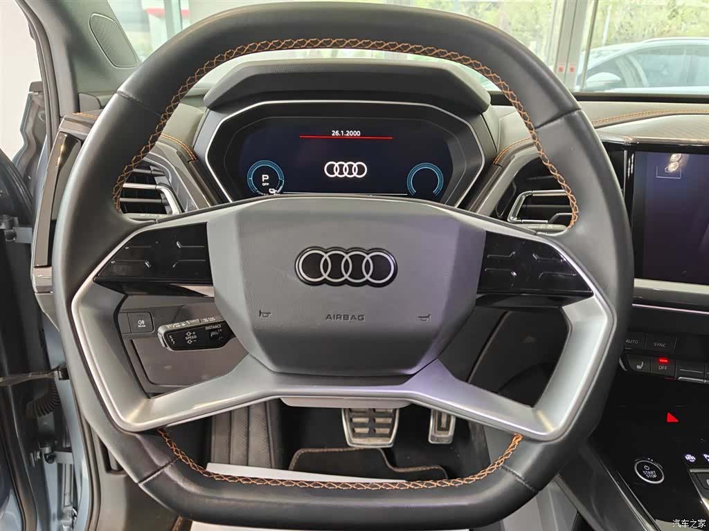 Audi Q4 e-tron, 2024 все фото