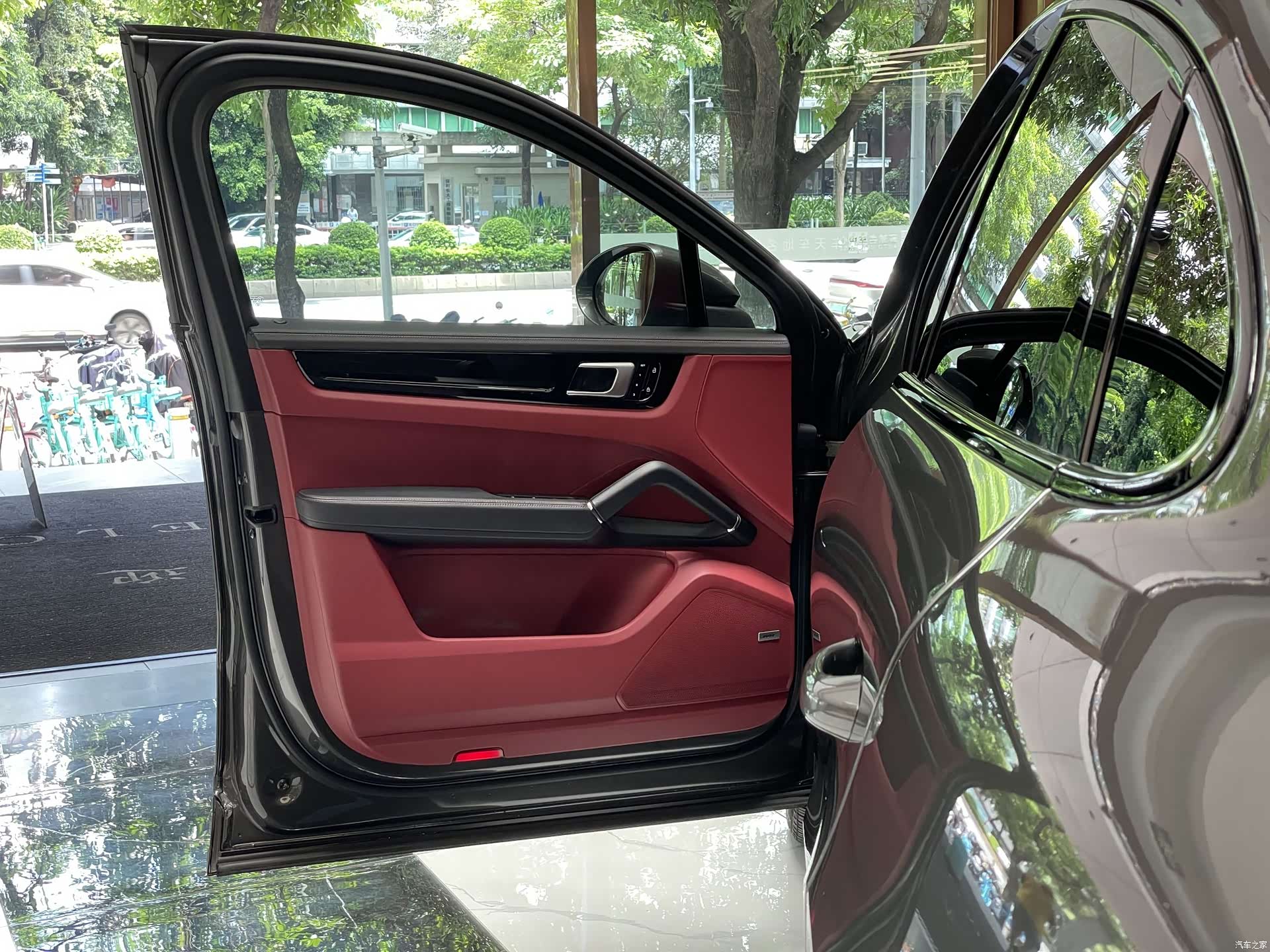 Porsche Cayenne, 2020 24
