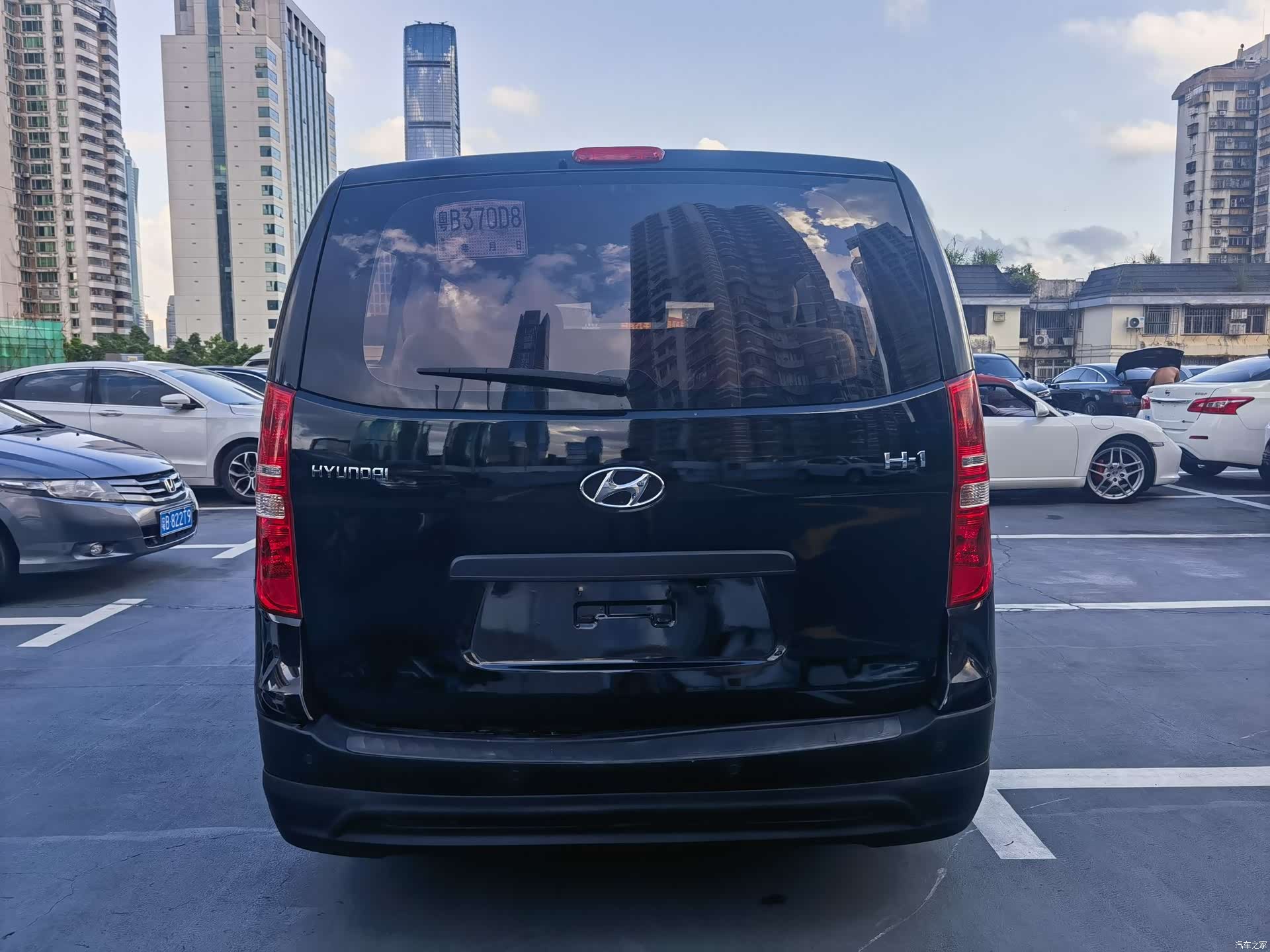 Hyundai H-1, 2014 все фото
