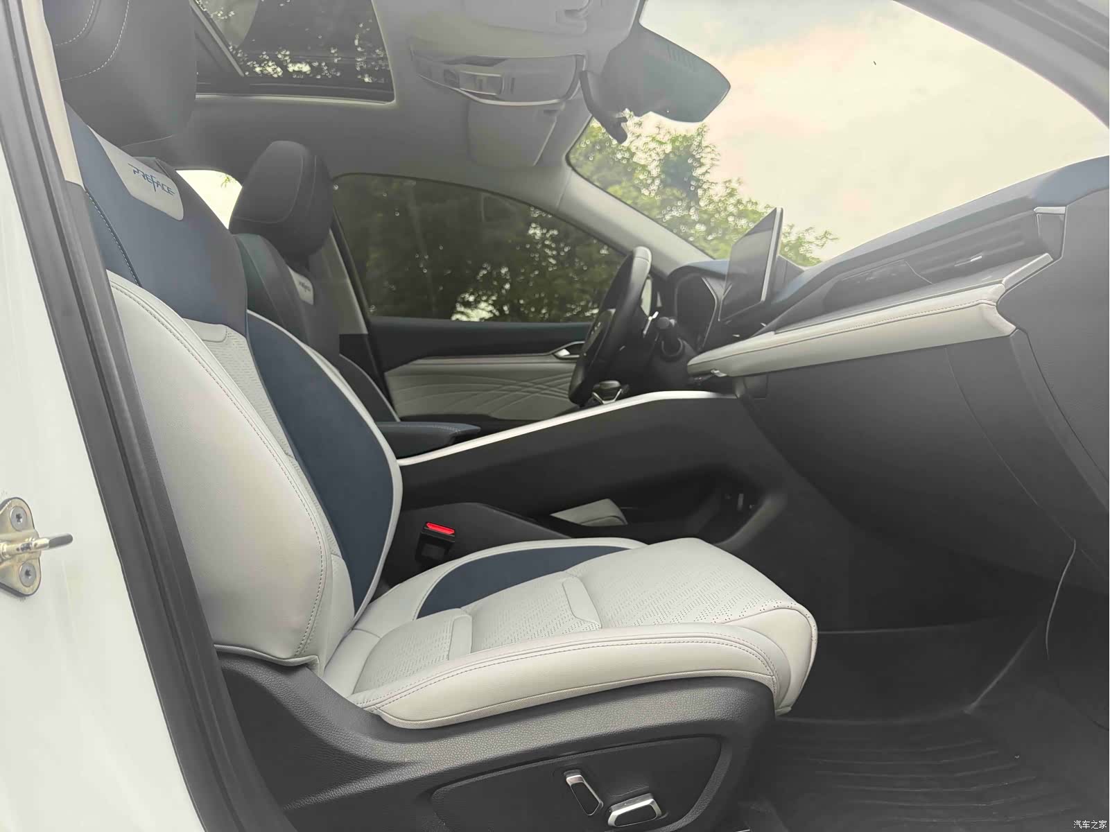Geely Preface, 2022 все фото