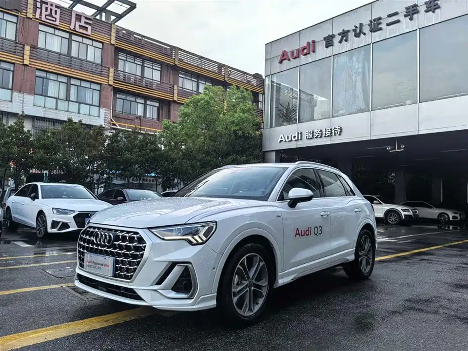 Audi Q3