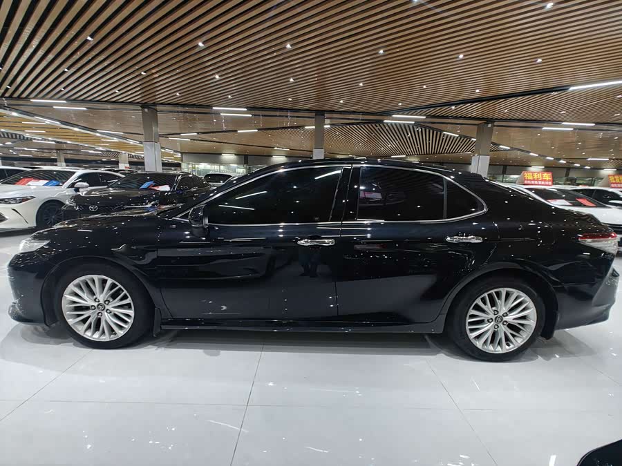 Toyota Camry 2018, фото 5