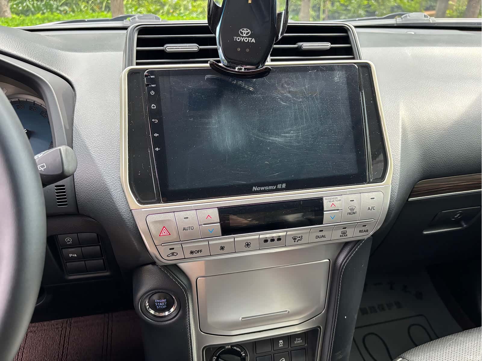 Toyota Prado, 2019 15