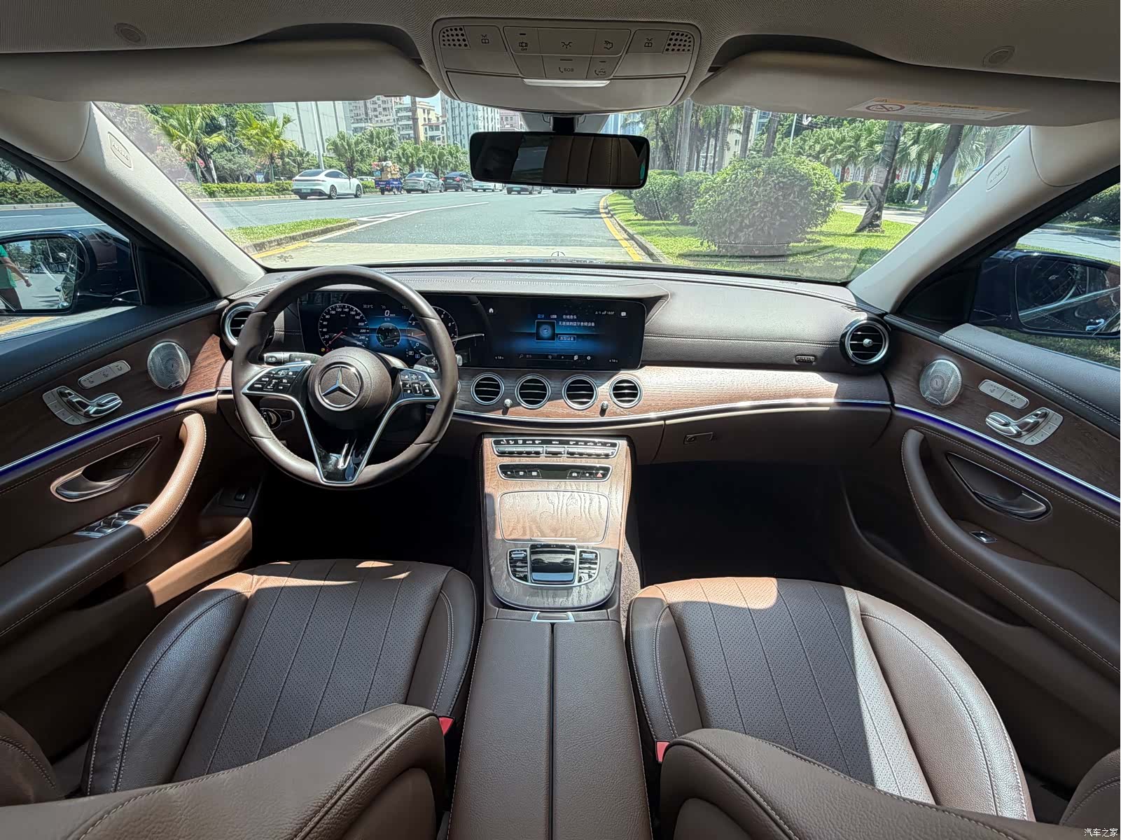 Mercedes-Benz E-Class, 2022 12