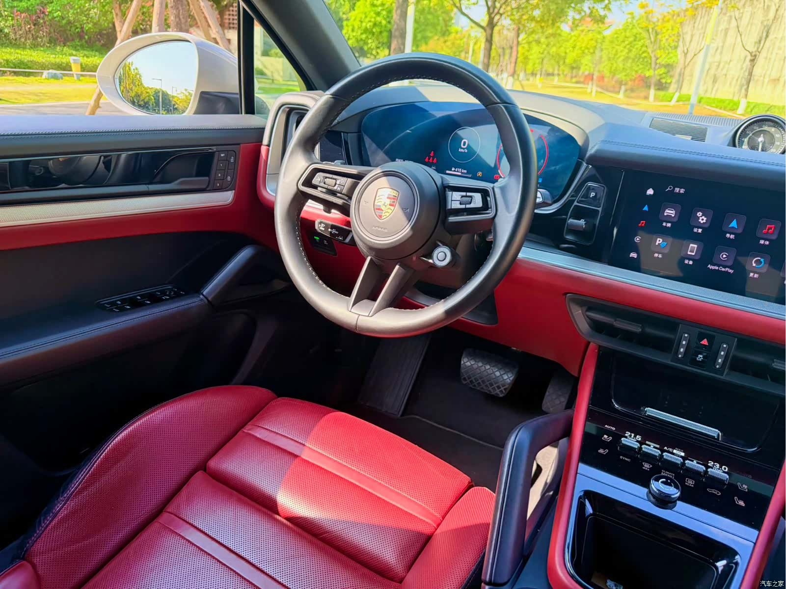 Porsche Cayenne, 2024 все фото