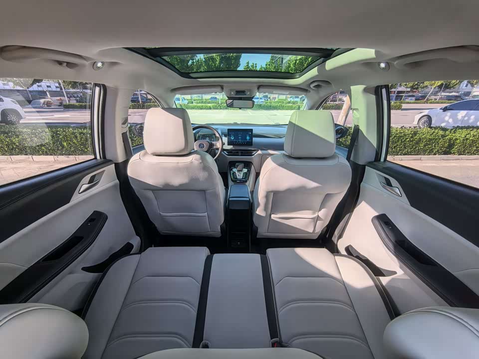 BYD Yuan Pro BYD Yuan Pro