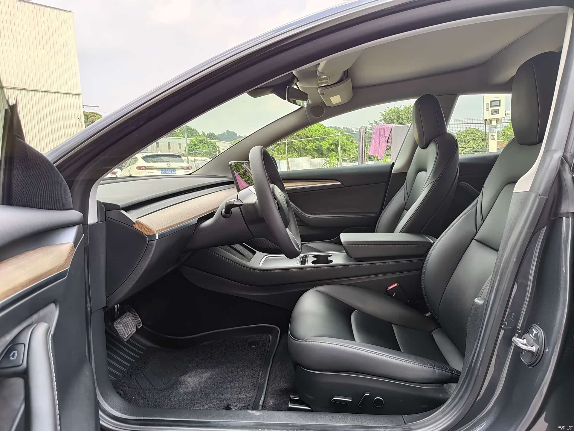 Tesla Model 3, 2022 10
