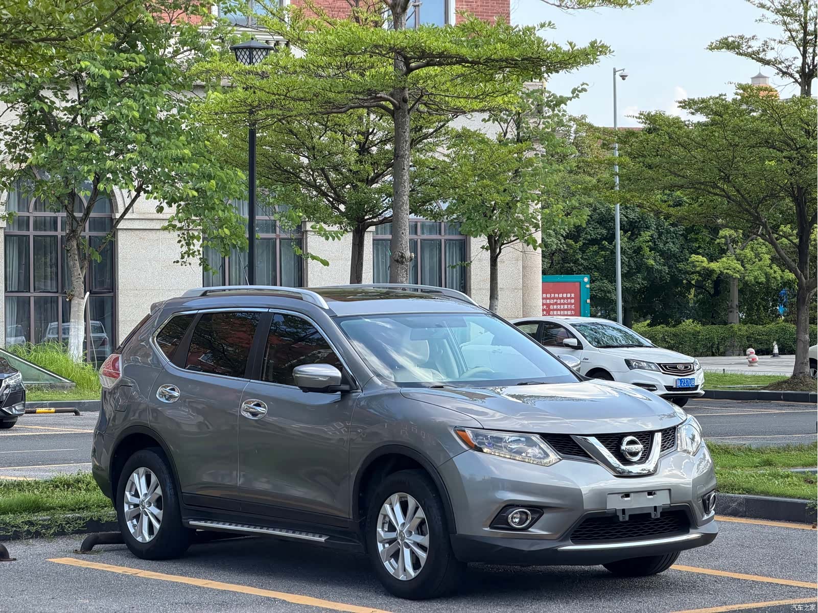 Nissan X-Trail, 2015 3