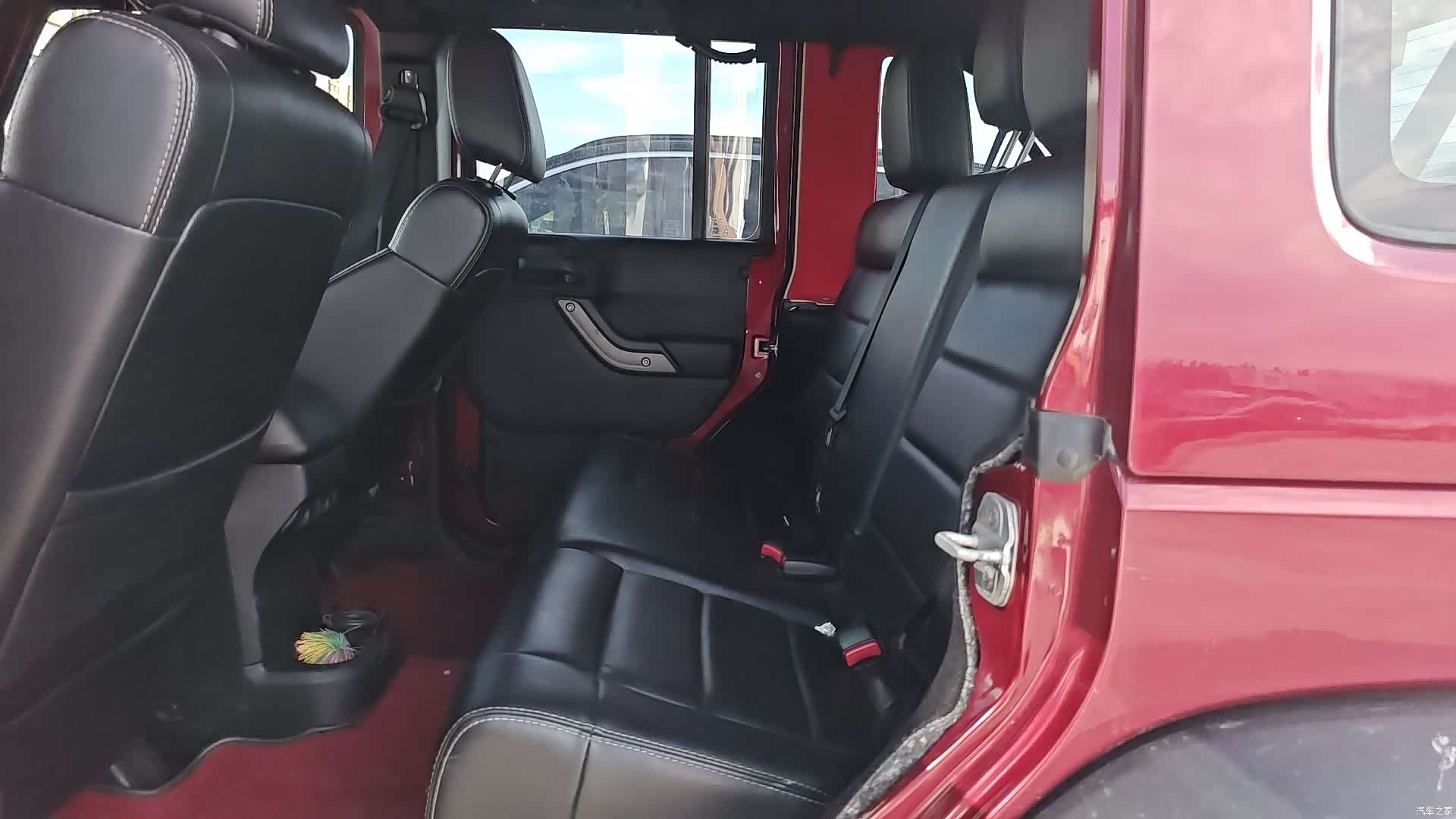 Jeep Wrangler, 2012 4