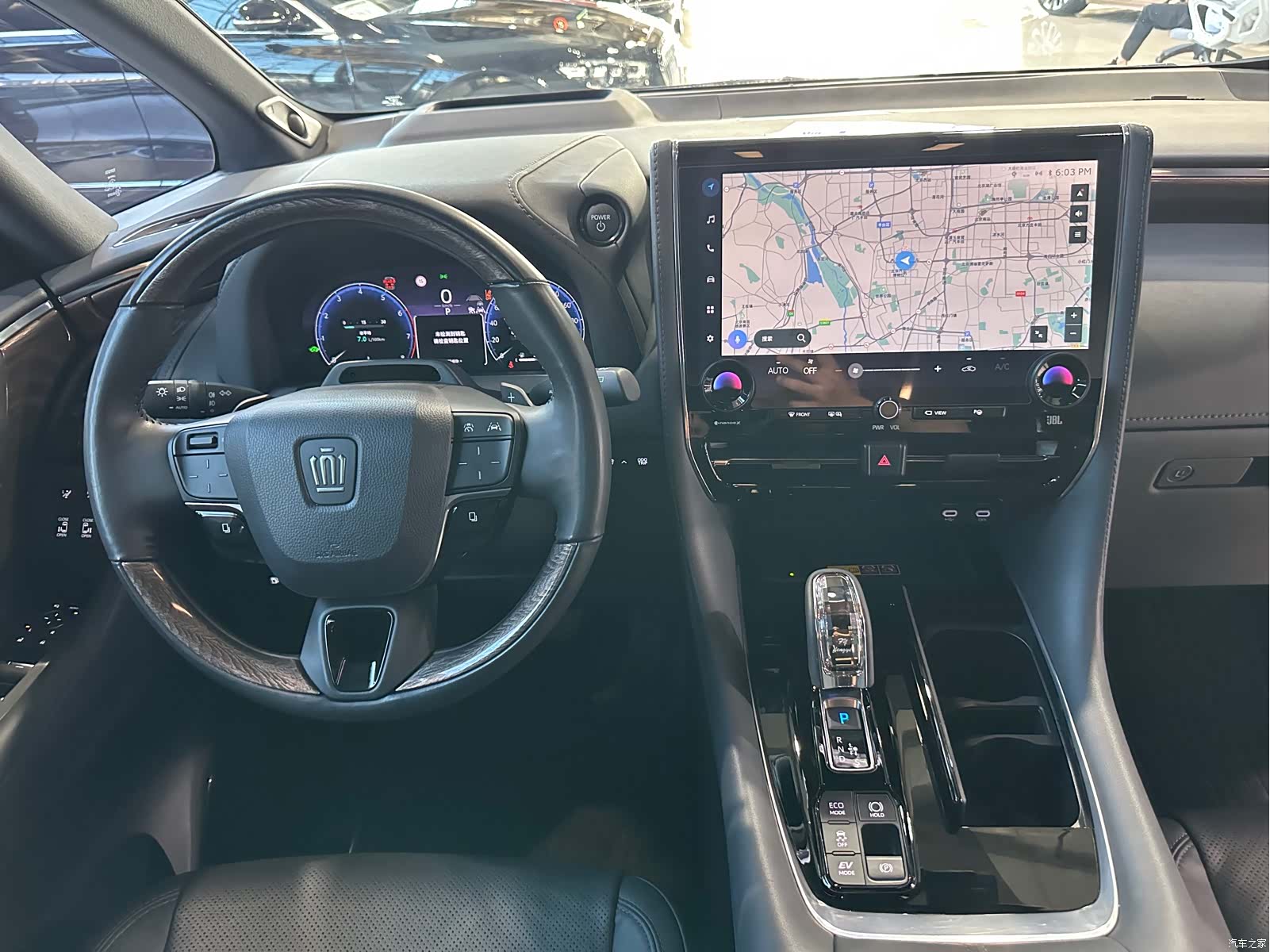 Toyota Vellfire, 2024 17