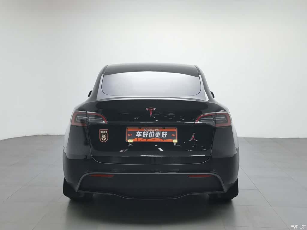 Tesla Model Y, 2024 4