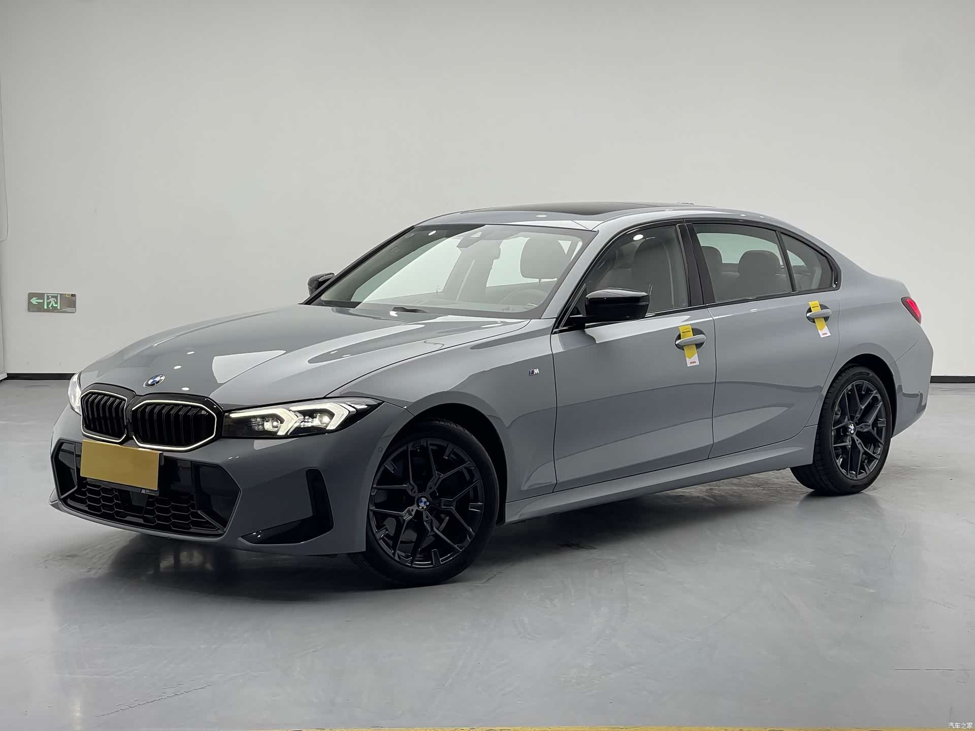 BMW 3 Series, 2025 1