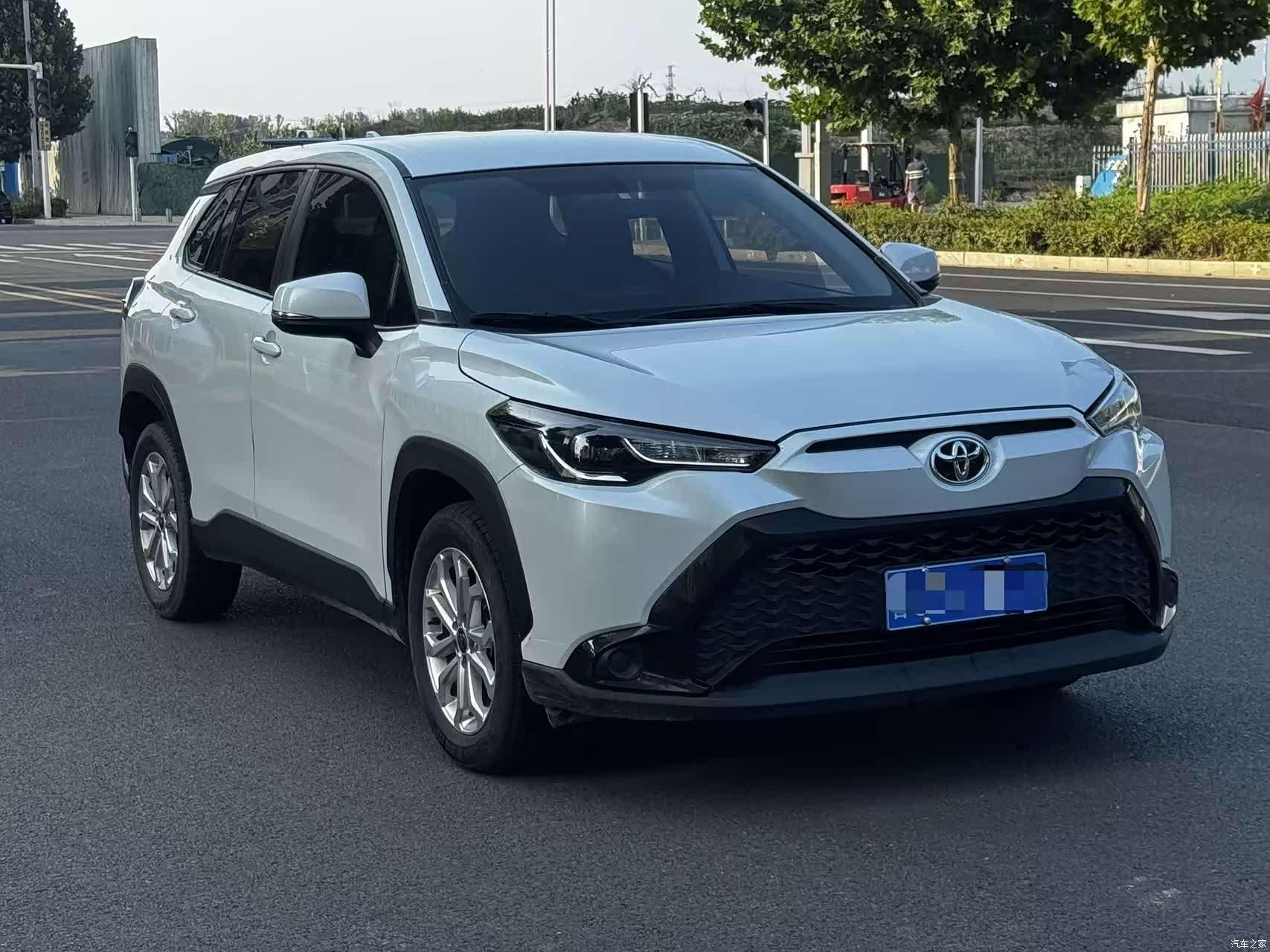 Toyota Frontlander, 2024 3