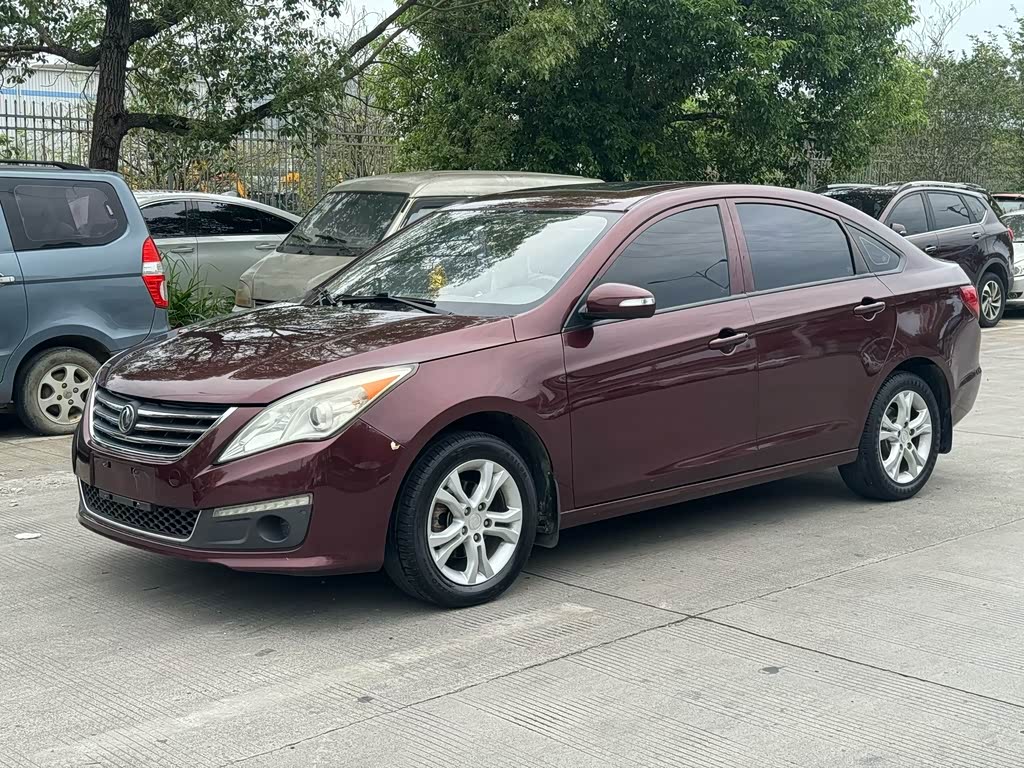 Dongfeng S50