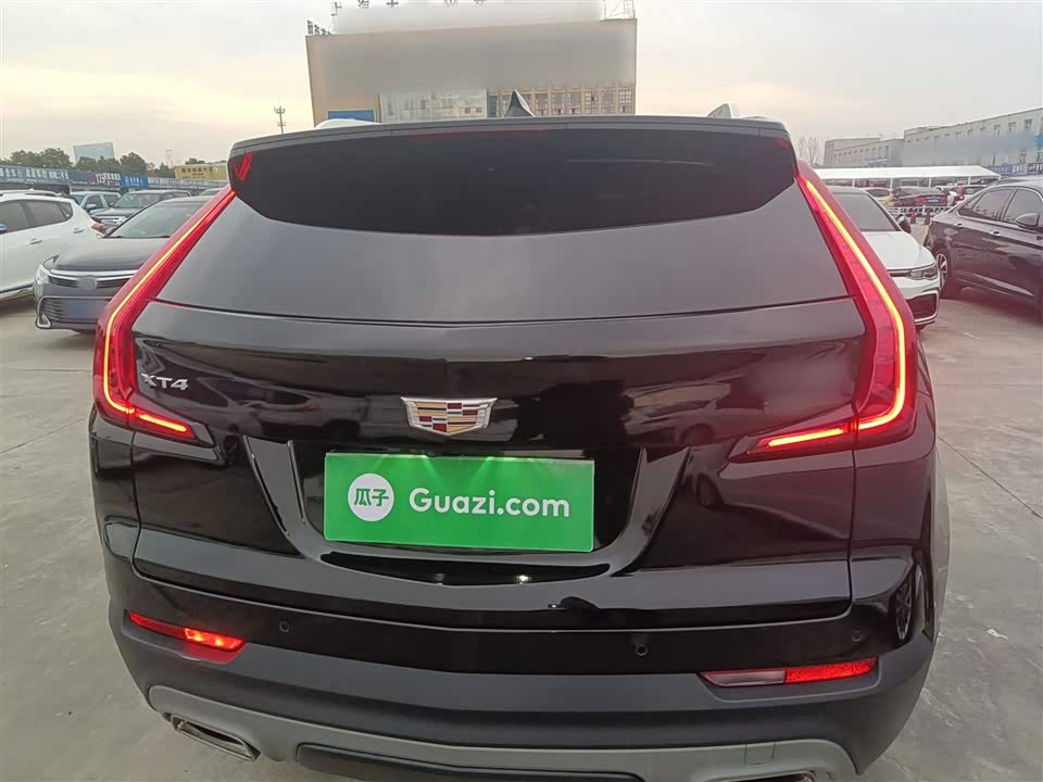 Cadillac XT4