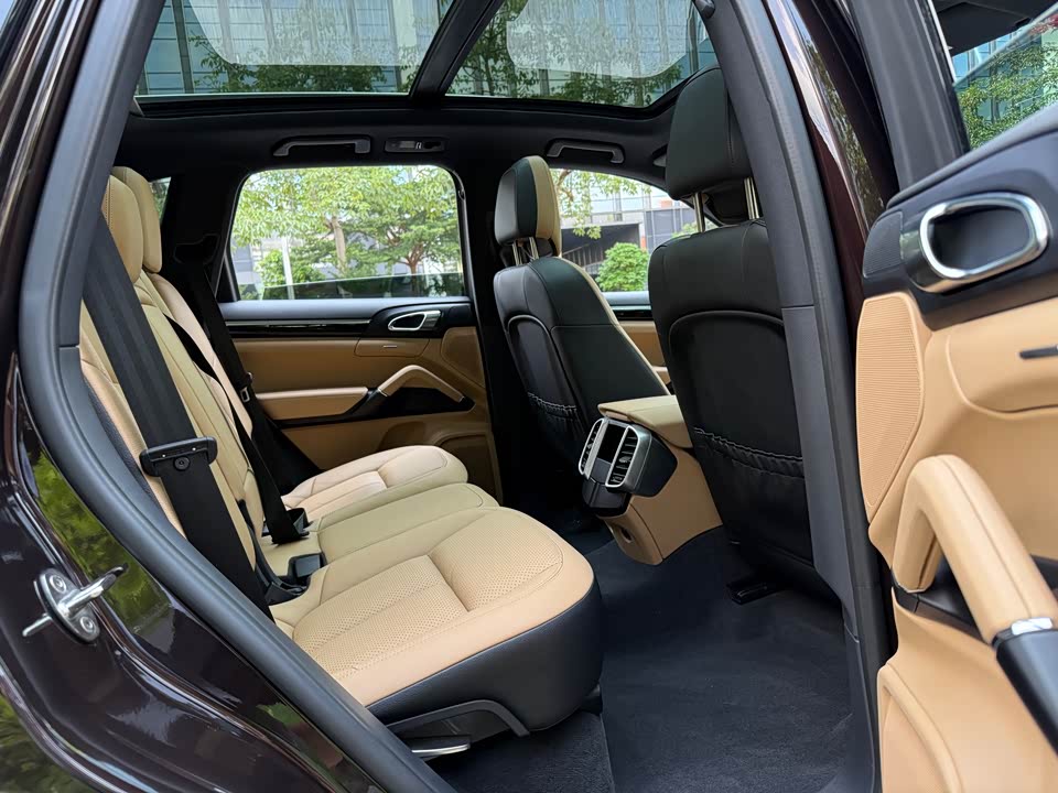 Porsche Cayenne Porsche Cayenne