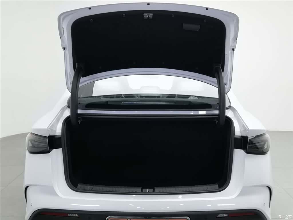 BYD Seal, 2025 16