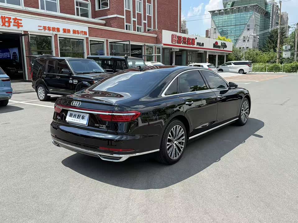 Audi A8 Audi A8