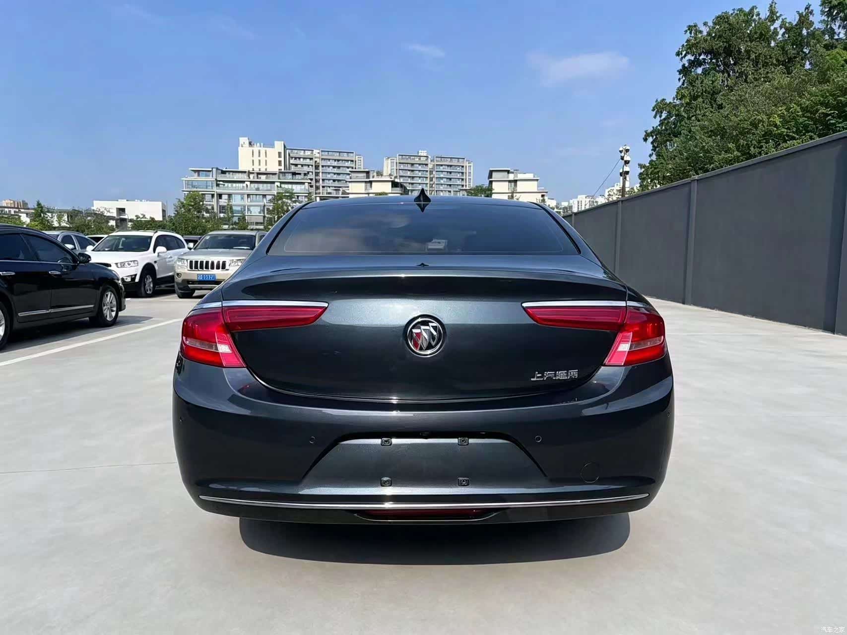 Buick LaCrosse, 2019 все фото