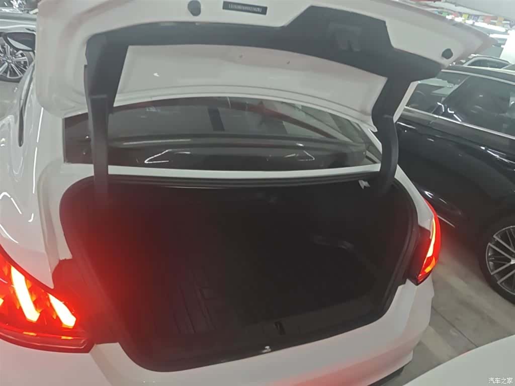 MG MG5, 2023 19