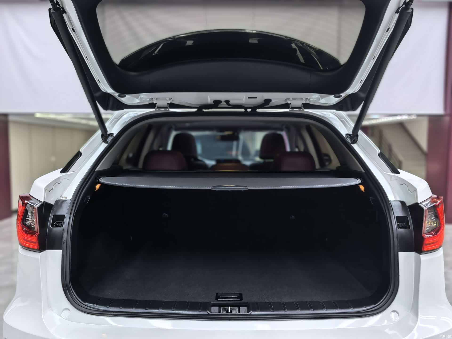 Lexus RX, 2018 32