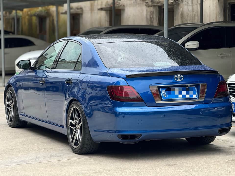 Toyota Reiz