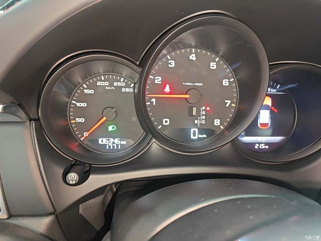 Porsche Macan, 2016 12