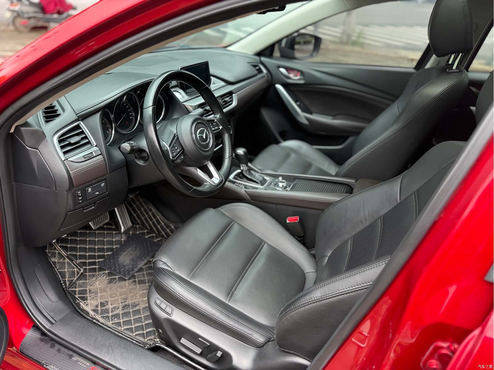 Mazda Atenza, 2018 4