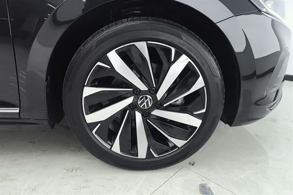 Volkswagen Passat, 2024 6