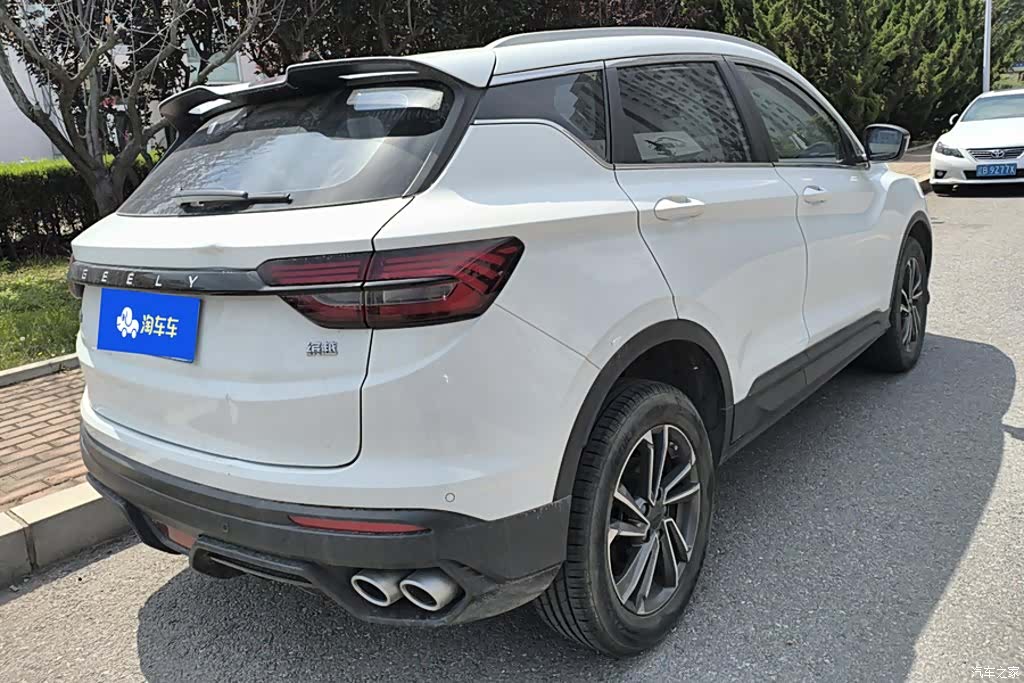 Geely Coolray, 2023 3