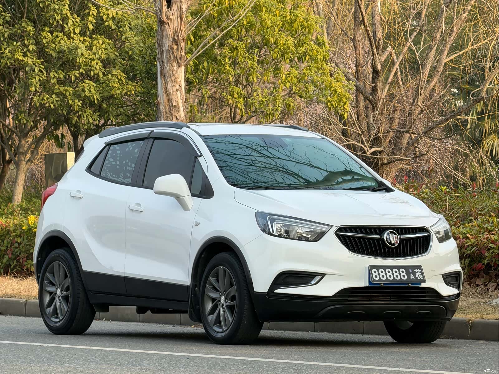 Buick Encore, 2019 4