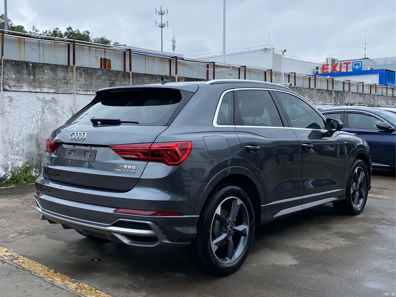 Audi Q3, 2022 4