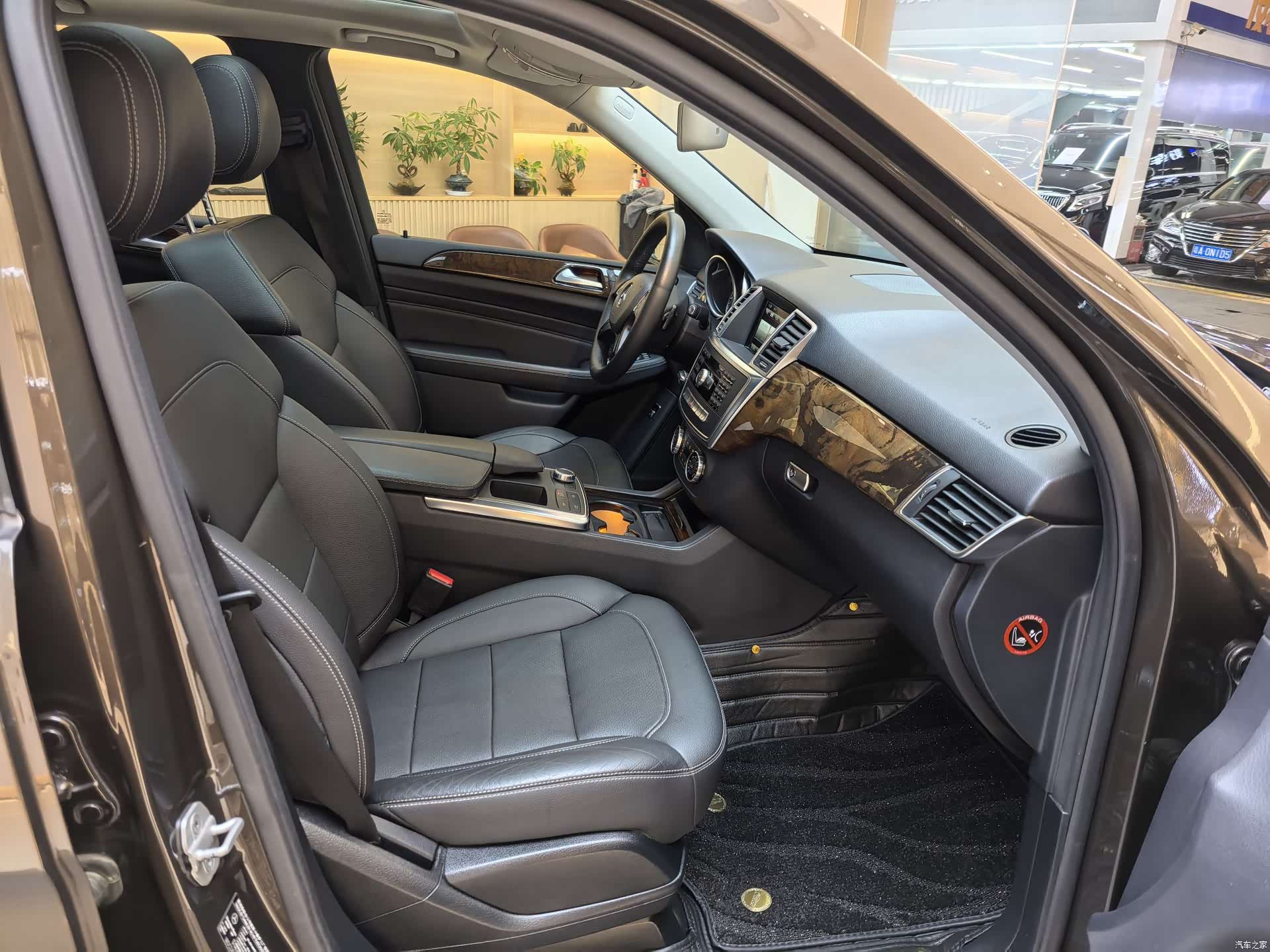 Mercedes-Benz M-Class, 2015 16