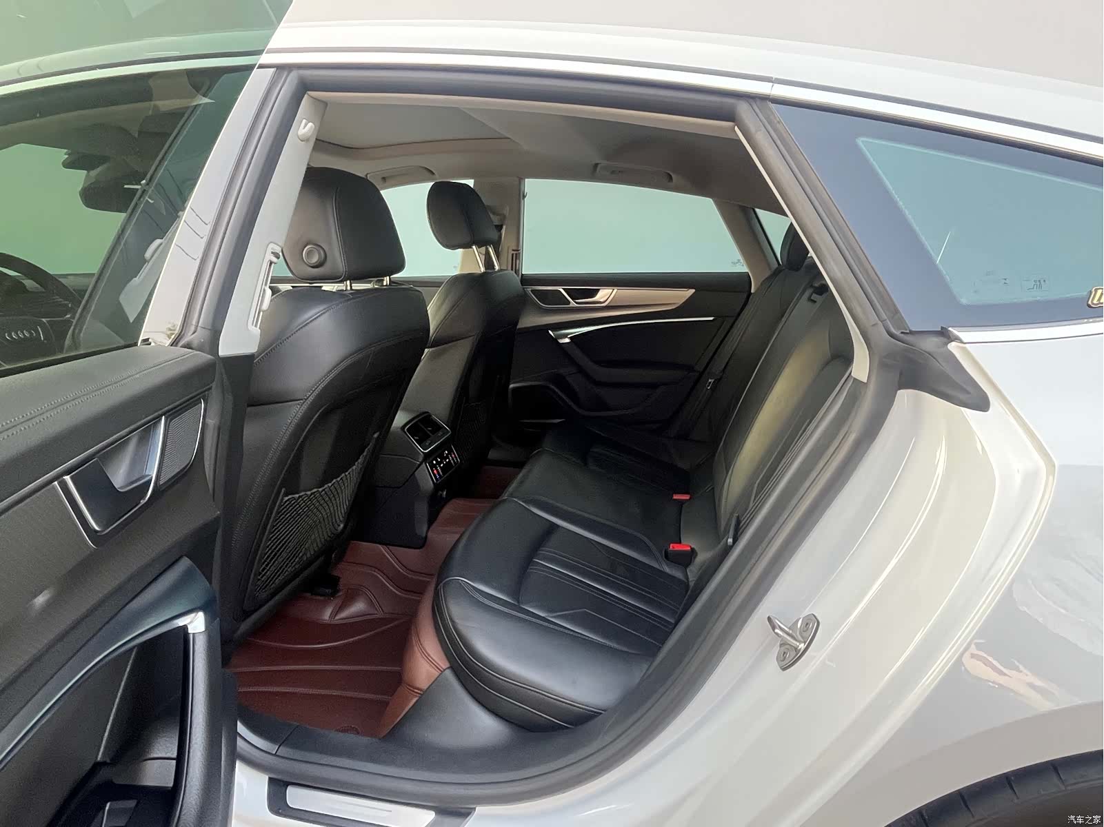 Audi A7, 2023 10