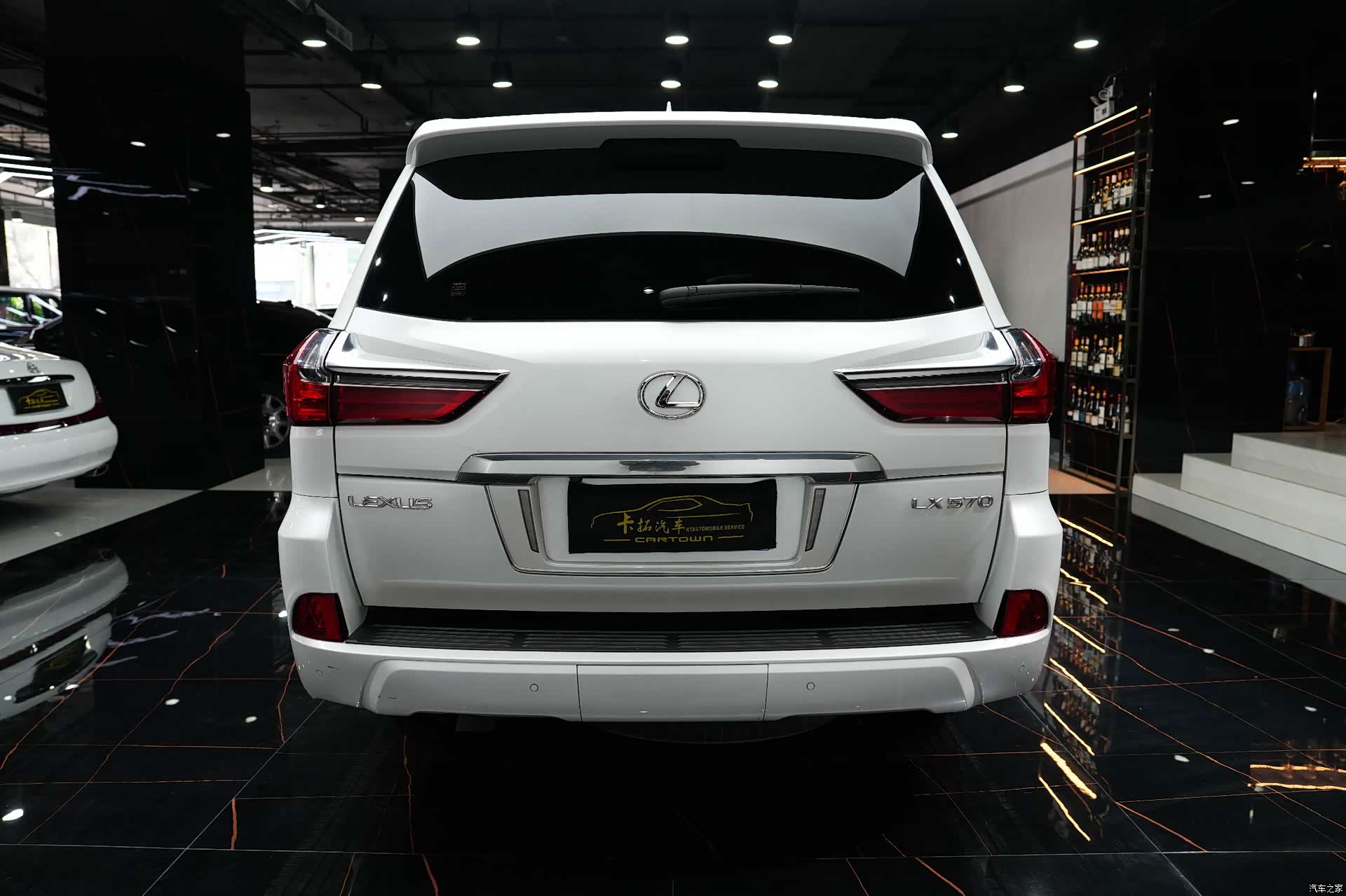 Lexus LX, 2020 8