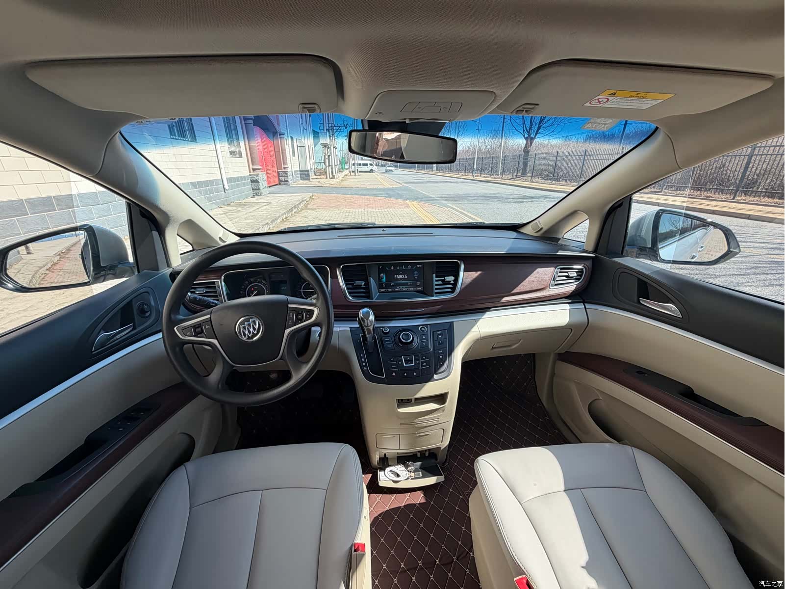 Buick GL8, 2018 12