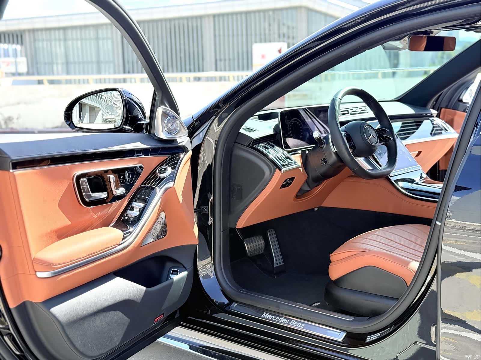 Mercedes-Benz S-Class, 2025 4