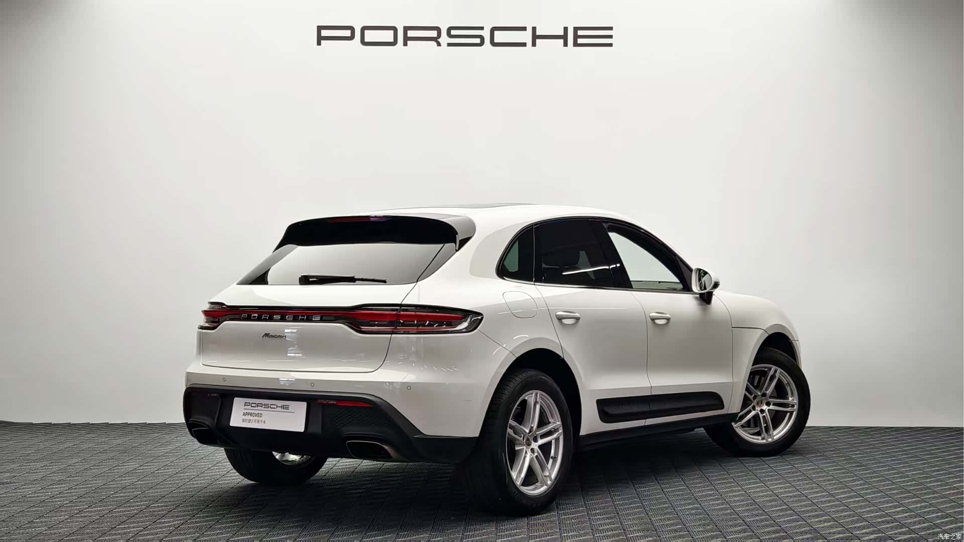 Porsche Macan, 2023 все фото