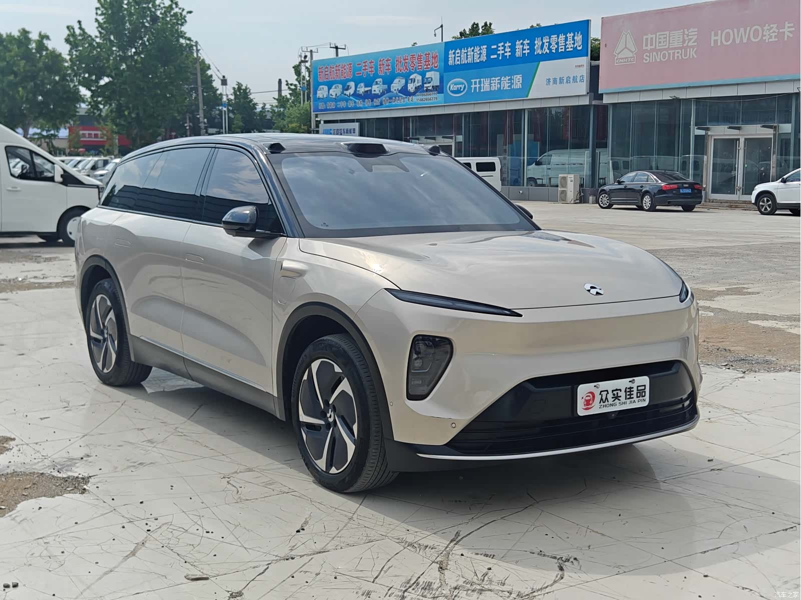 NIO ES8, 2023 3
