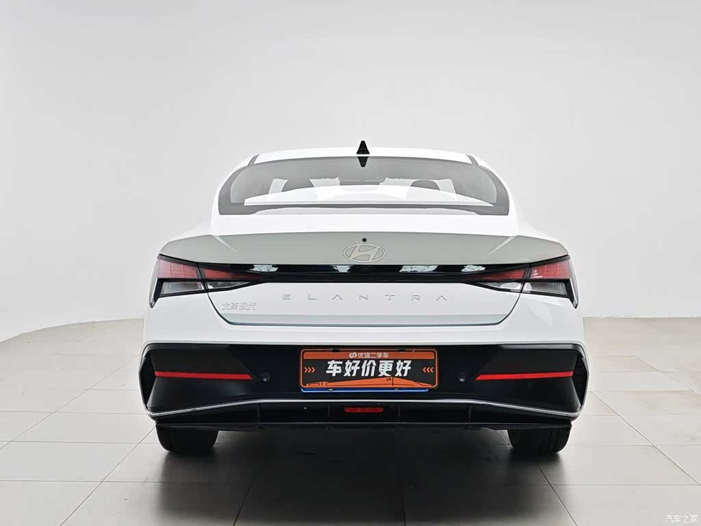 Hyundai Elantra, 2023 4