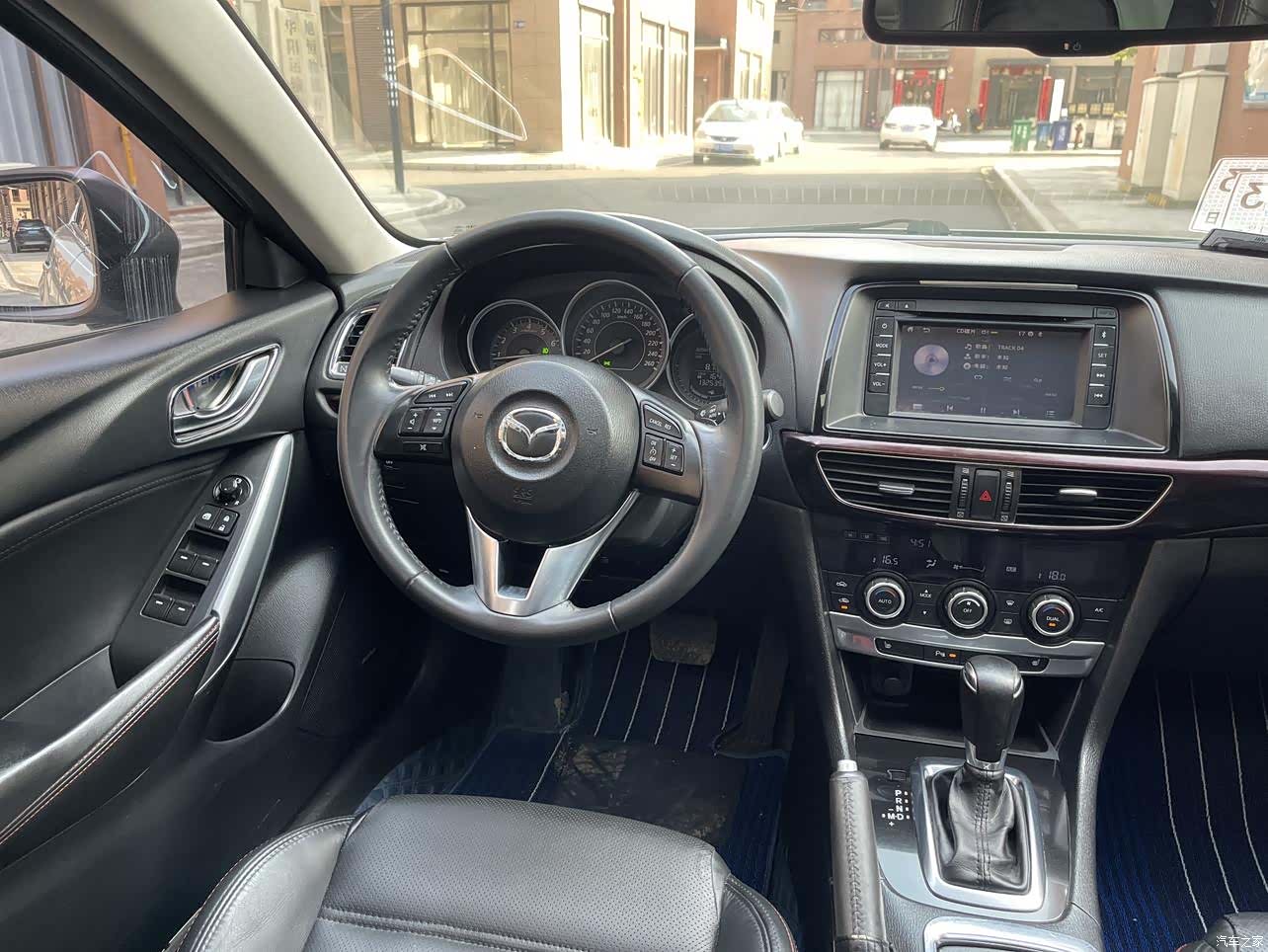 Mazda Atenza, 2014 11