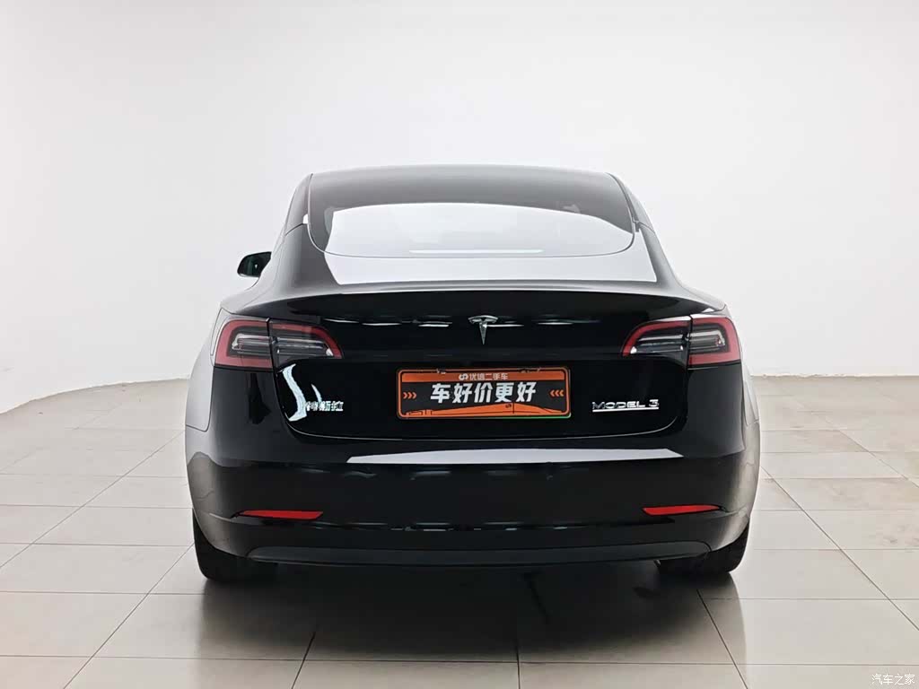 Tesla Model 3, 2021 4