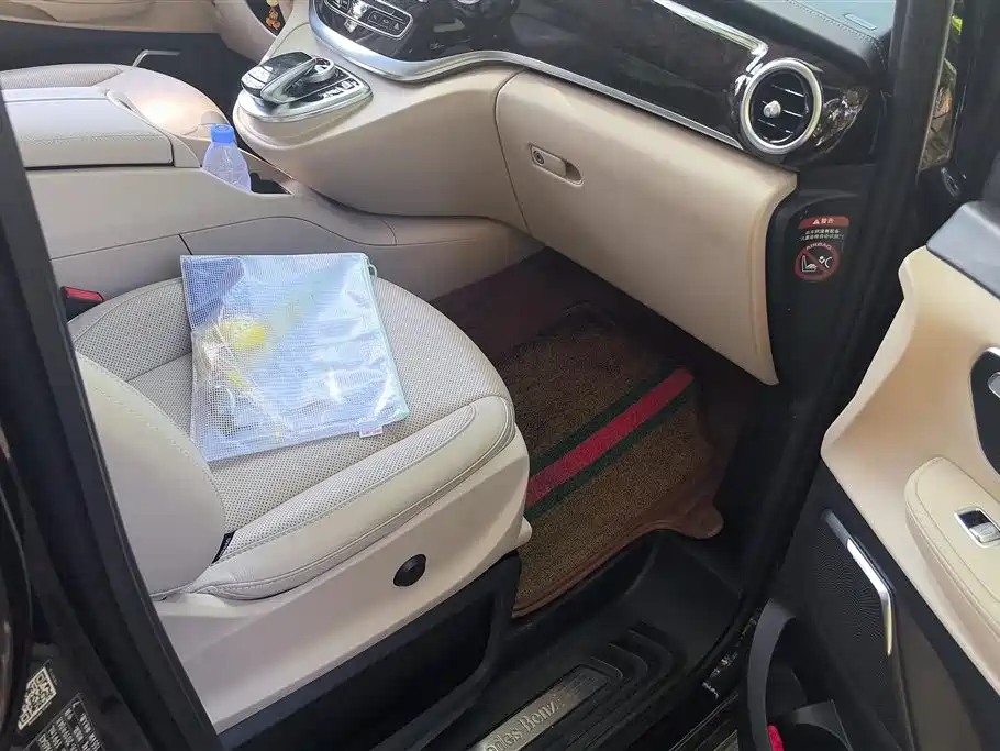 Mercedes-Benz V-class Mercedes-Benz V-class
