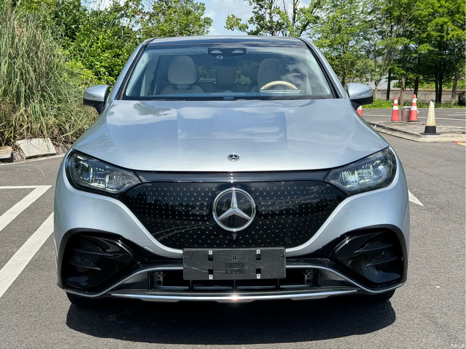Mercedes-Benz EQE, 2023 2