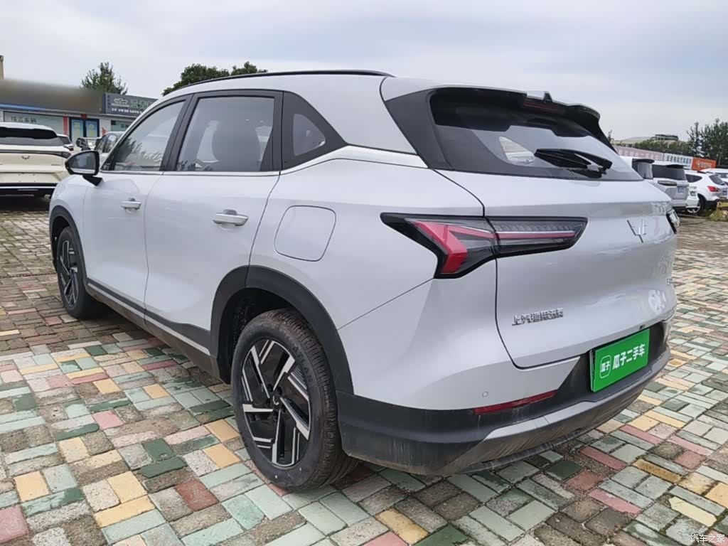 Wuling Starlight, 2025 все фото