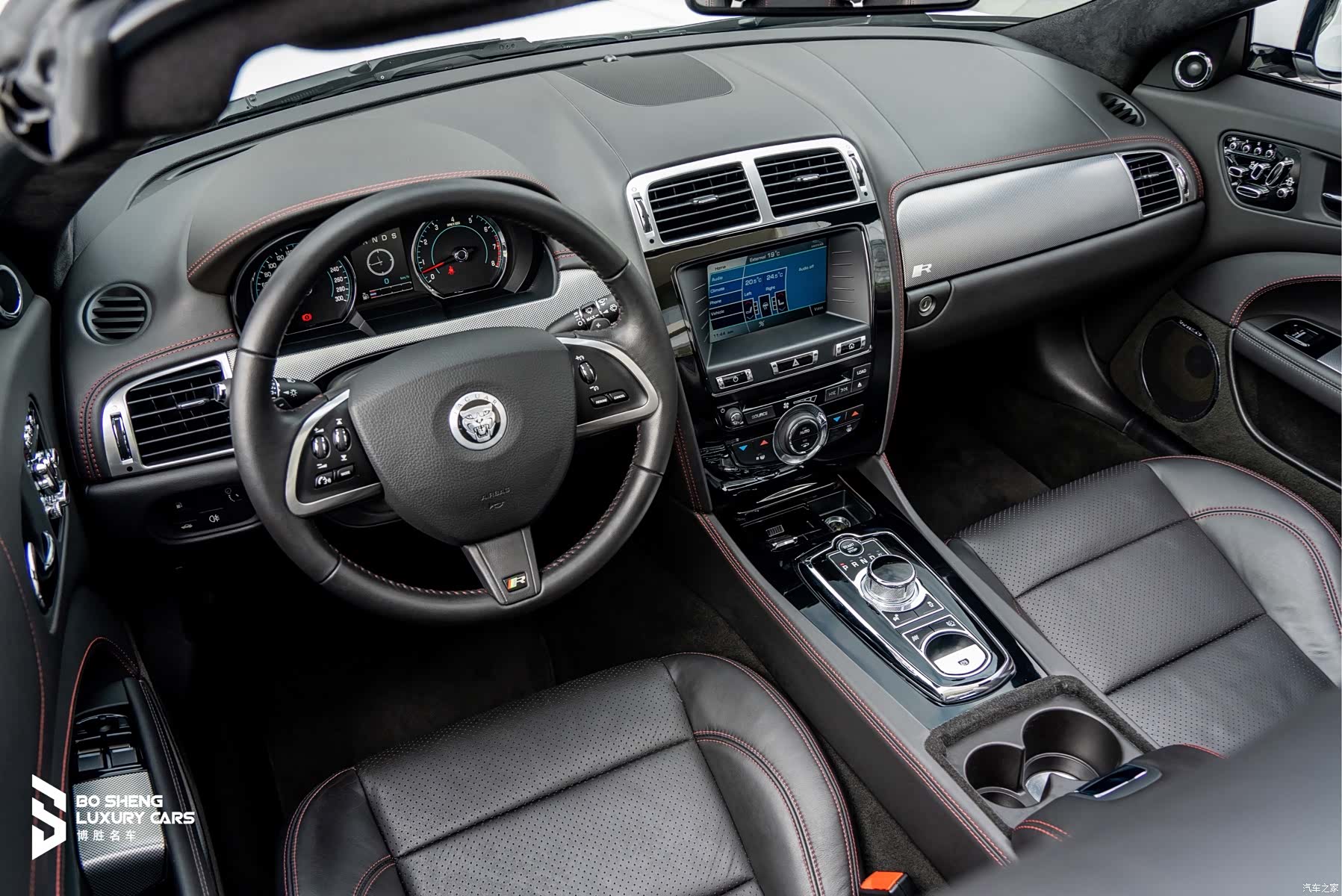Jaguar XK, 2012 7