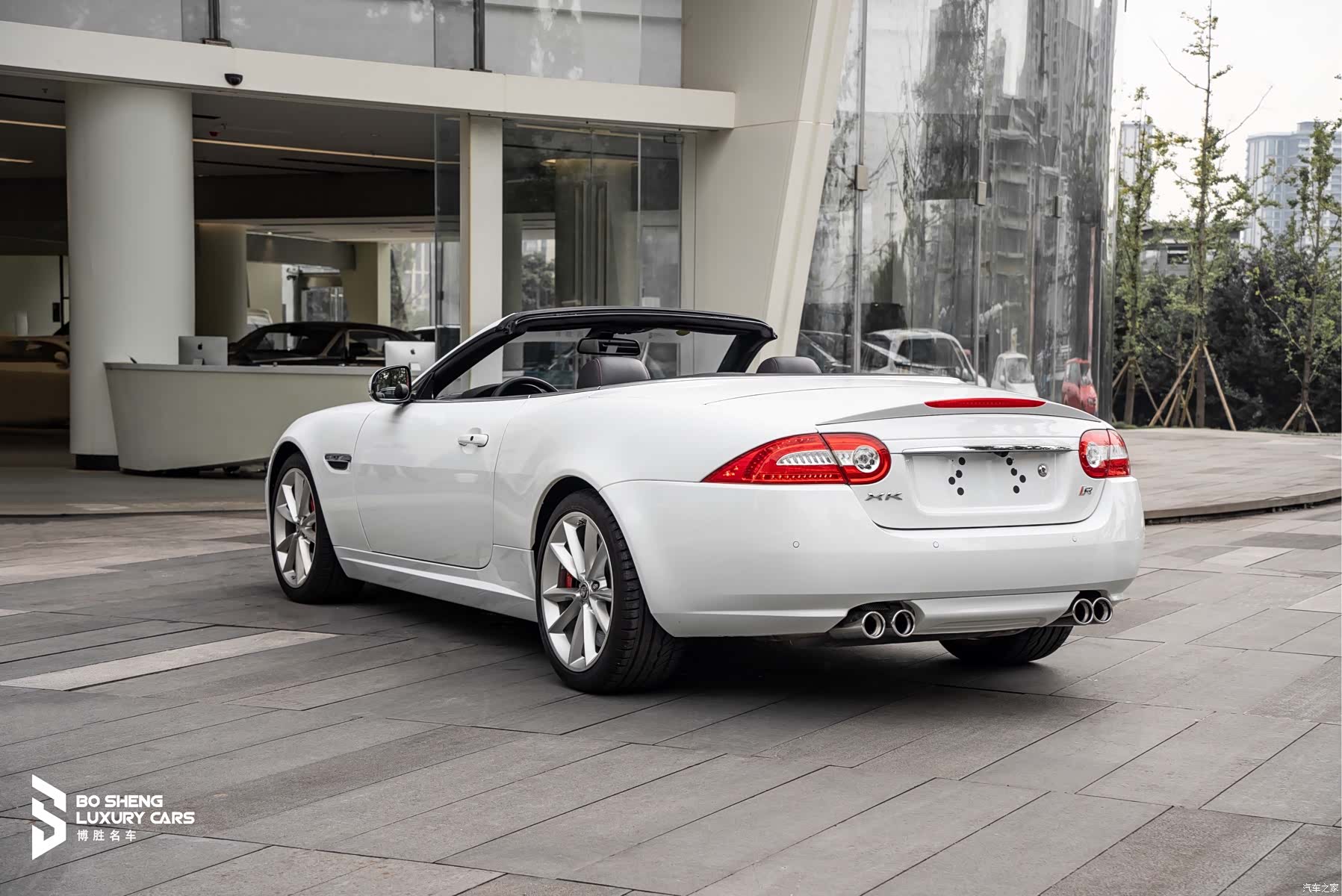 Jaguar XK, 2012 6