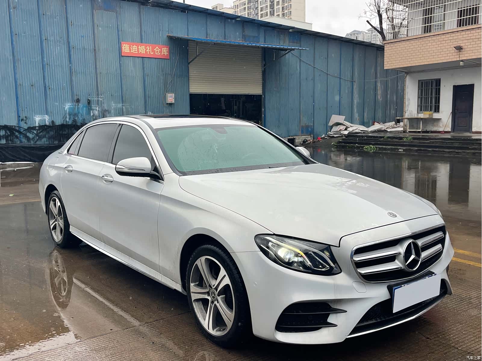 Mercedes-Benz E-Class, 2018 3