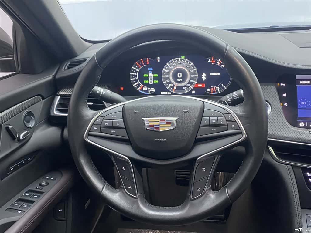 Cadillac CT6, 2023 14