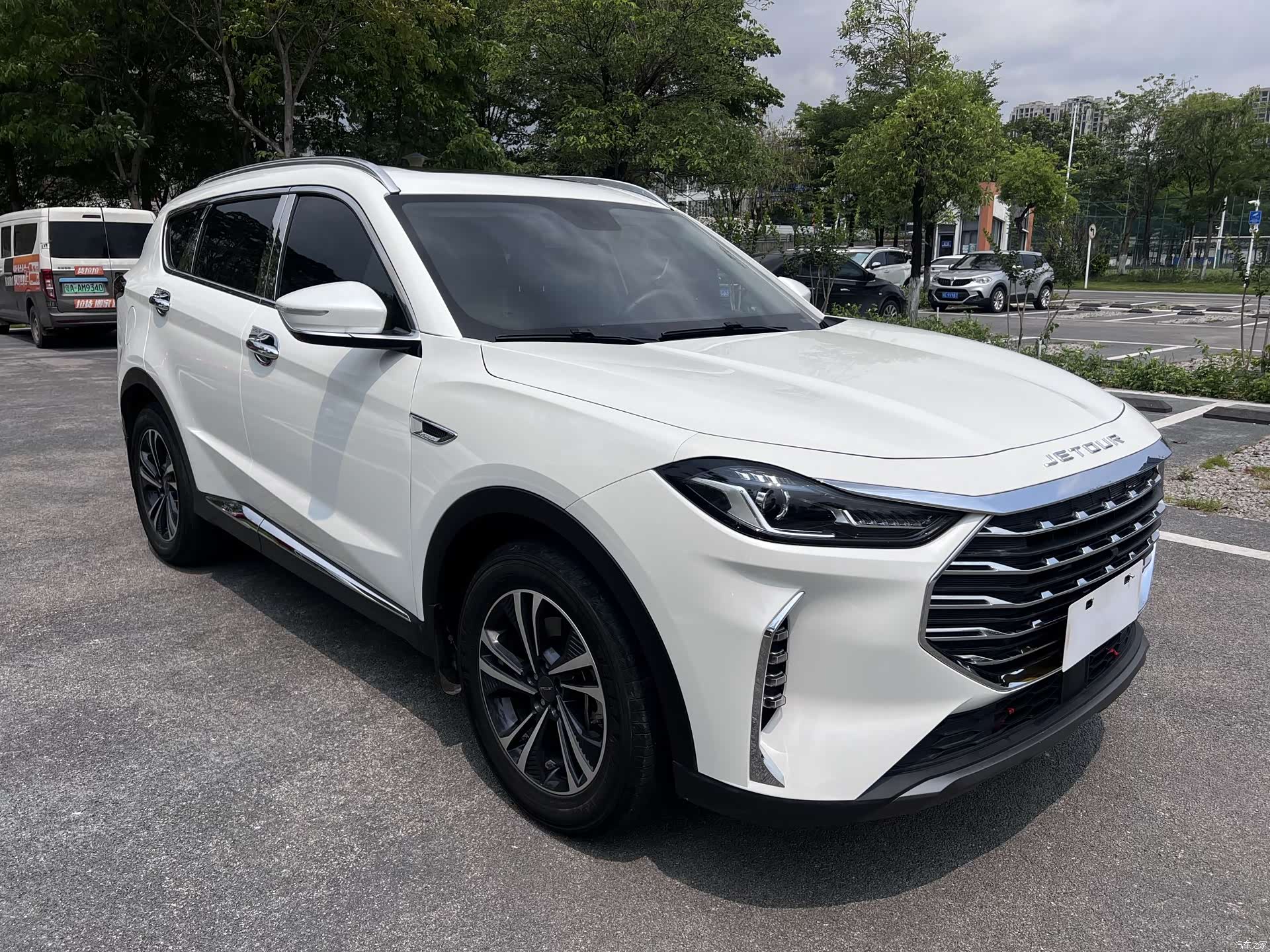 Jetour X70, 2021 3
